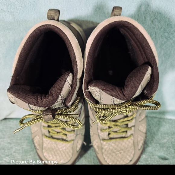 Merrell Women's Siren Sport Q2 Mid Waterproof hiking boot Dusty Olive Colorway - Picture 8 of 16